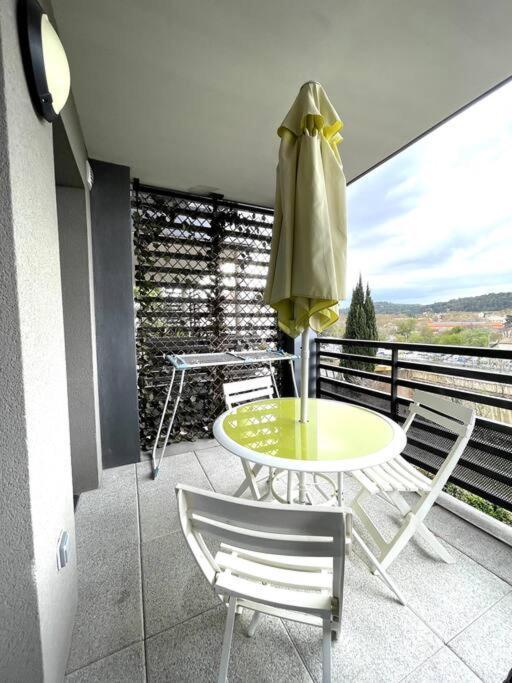 Spacieux T2 + Parking A 5 Min D'Aix Apartment Aix-en-Provence Bagian luar foto