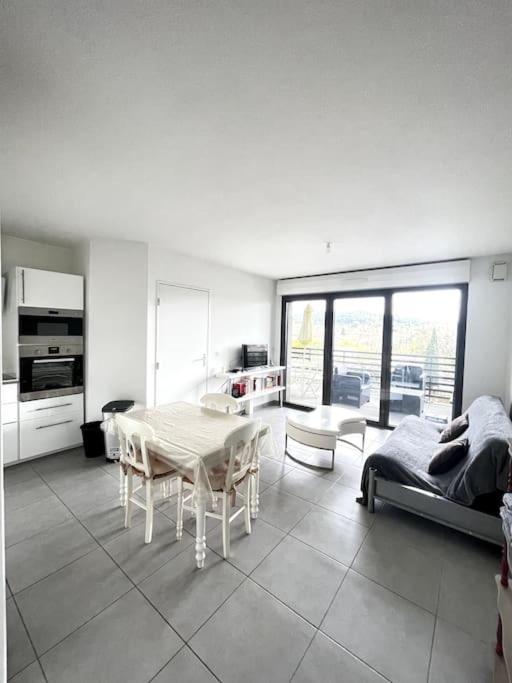Spacieux T2 + Parking A 5 Min D'Aix Apartment Aix-en-Provence Bagian luar foto