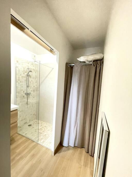 Spacieux T2 + Parking A 5 Min D'Aix Apartment Aix-en-Provence Bagian luar foto